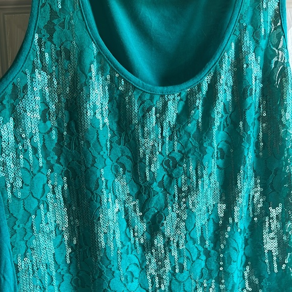 🦄Y2K Daytrip Tank Size Large🦄 - Picture 3 of 4